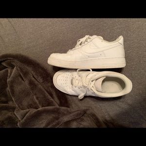 nike air force 1’s size 9 women’s